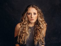 Emily Hackett