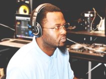 Artist Linking Up