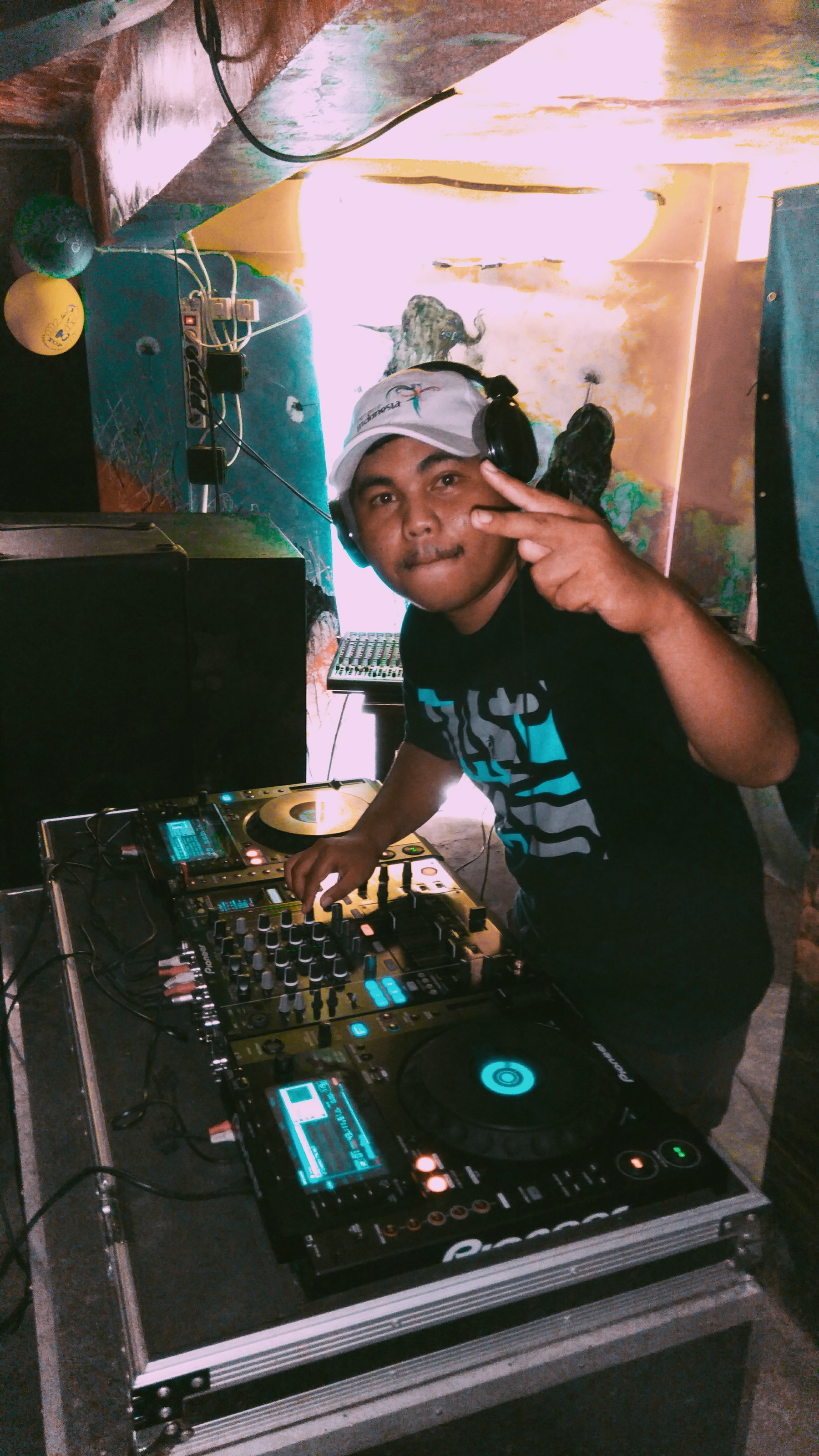 ReverbNation profile picture for @rioprakoso