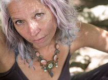 Lynne Taylor