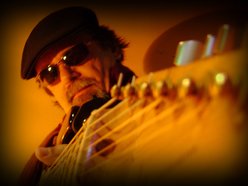 Image for Lenny Austin