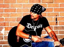 Johnny Carona