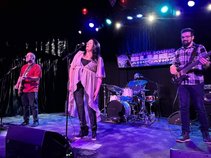 Heather Jones & The Groove Masters