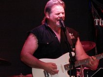 Hank Bird & The Borderline Band