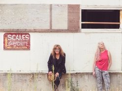 Kate Newgard & Luna's Revolution