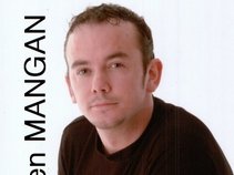 Steven Mangan