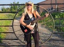 TAMI J.WILDE
