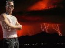 DR.MADNESS AKA EL PINI