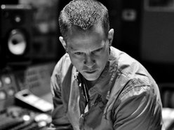 DELWYN BROOKS-Recording Mixing Engineer