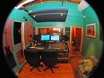 Drowning Fish Studio