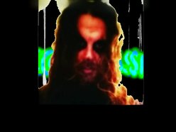 ˥ƎZƎƎᗡ NƎΛƎ⋊