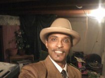 Les La Tour &The Cradle of Sound