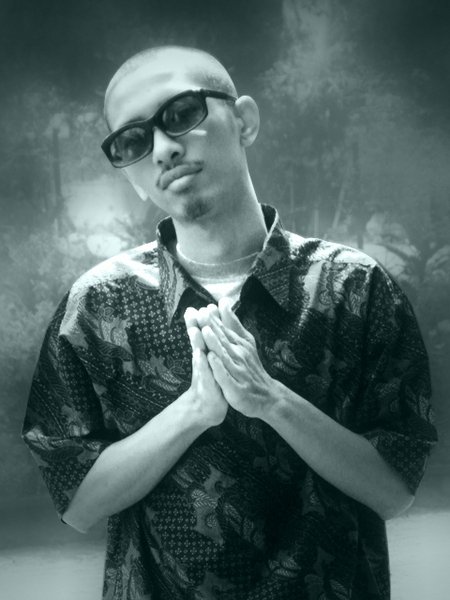 ReverbNation profile picture for @ngila