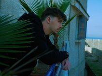 Hutch Down (S3th) and Collab