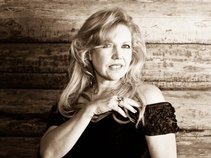 Christina Lynn Martin Writer/Producer of Romancing the West