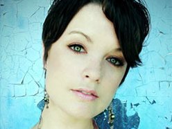 Amy Courts