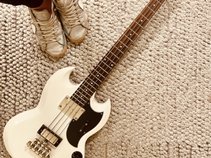 ERIK AM BASS