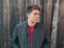 Joshua Flores