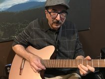 The LCV Project - Louis C. Vangieri - Solo Acoustic Guitarist - Instrumentalist