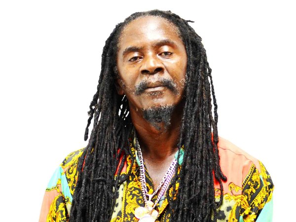 Ghetto People Song - EVERTON BLENDER by Everton Blender