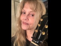 REB YEN - Songwriter