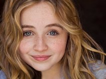 Sabrina Carpenter