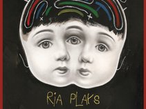 Ria Plays