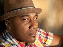 Polyphonic Soul Static