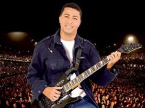 Emerson Fernandes e banda