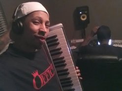 CAPTUREDTHOUGHTPRODUCTIONS