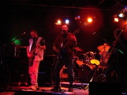 ReverbNation profile picture for @poorhouse