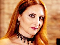 Nelia Ross