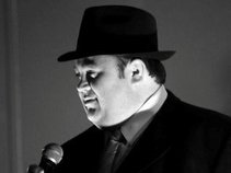 Darragh McGann - Ireland's Crooner and The Singing Taxi Driver
