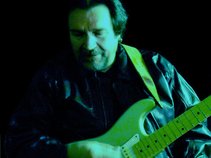 Tony Bell