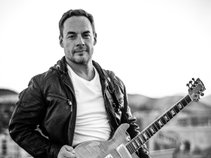Jonathan Official Music