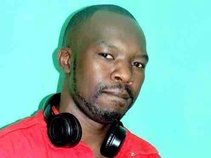 DJ Eazy T - The Mixmaestro