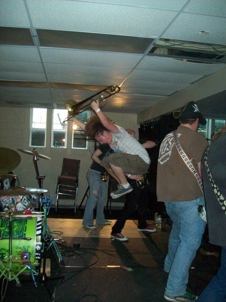 ReverbNation profile picture for @wastebasket