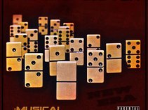 Domino Listen