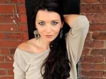 Kate McRae