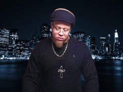 Robert Junior(Red Bwoy)