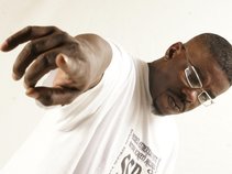 SMOKE SCREEN RECORDS/HEATED ENTERTAINMENT/THA PROFESSOR R.E.A.L