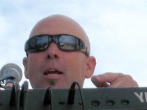 Bill Maine Keyboardist