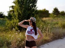 Beautiful  Music  Ent.   IZ- RIZ