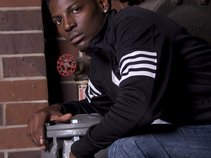 MarQc B. follow me @IamMarQcB