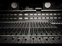 Carl Crane- Record Producer & Live Sound Engineer