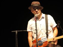 Lance Canales & the Flood