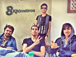 Image for 8 Kilómetros