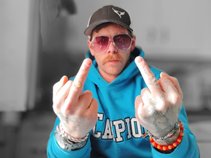 Real g