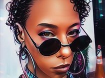 Unique Lee Nyce
