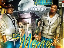 PLEASE NO AUTOGRAPHS